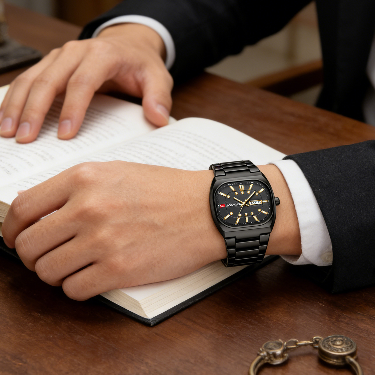 Square New Unique Design Steel - Perpetual Calendar Watch recension och pris