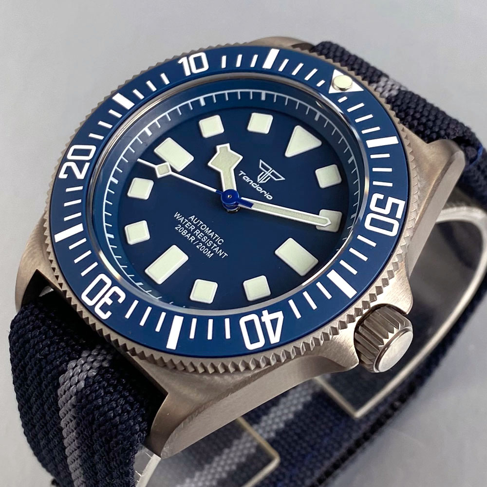 Titanium Case Tandorio 42mm Re - Diver Watch 300M recension och pris